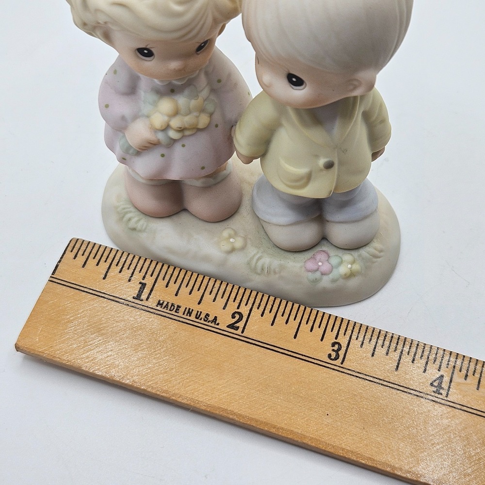 Precious Moments 1996 "You're Forever In My Heart" Figurine Enesco 139548 Couple - Picture 8 of 8